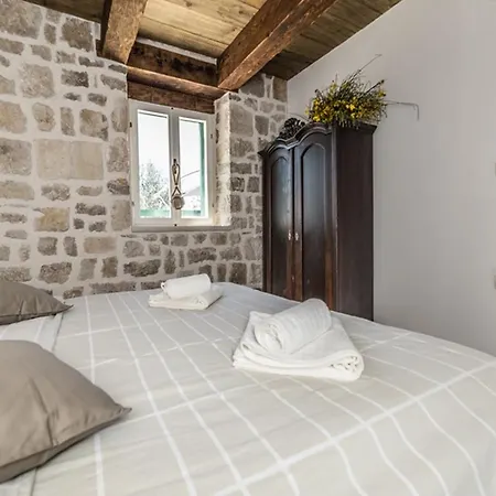 Willa Lipa Privlaka (Zadar)